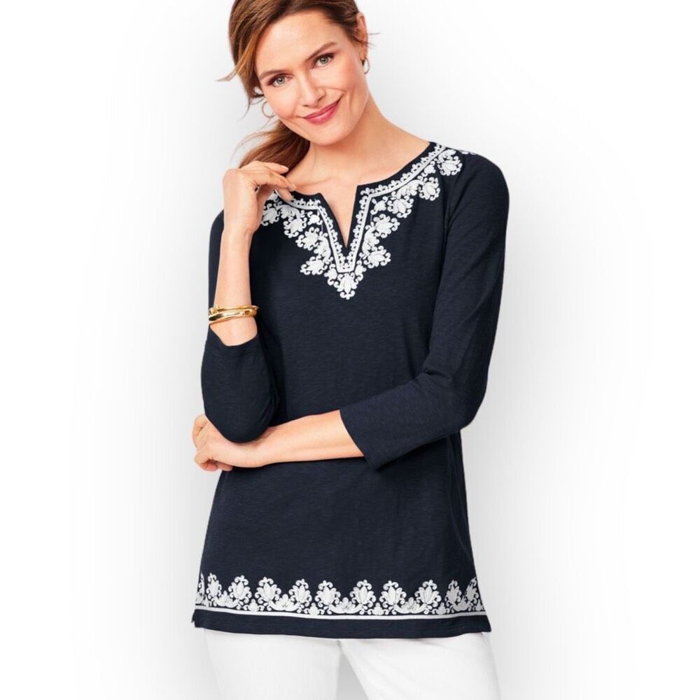 Talbots Split Neck Navy top with white embroidery Petite Small Resort